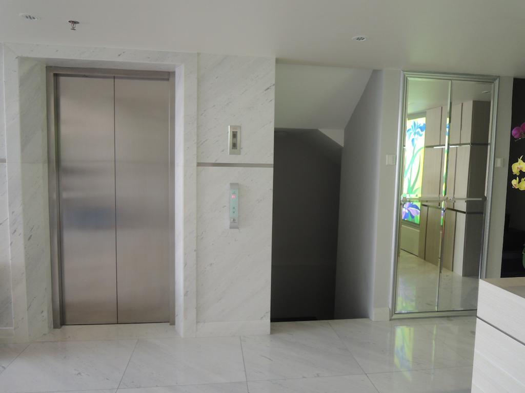 Iris Hotel Ho Chi Minh City Exterior photo